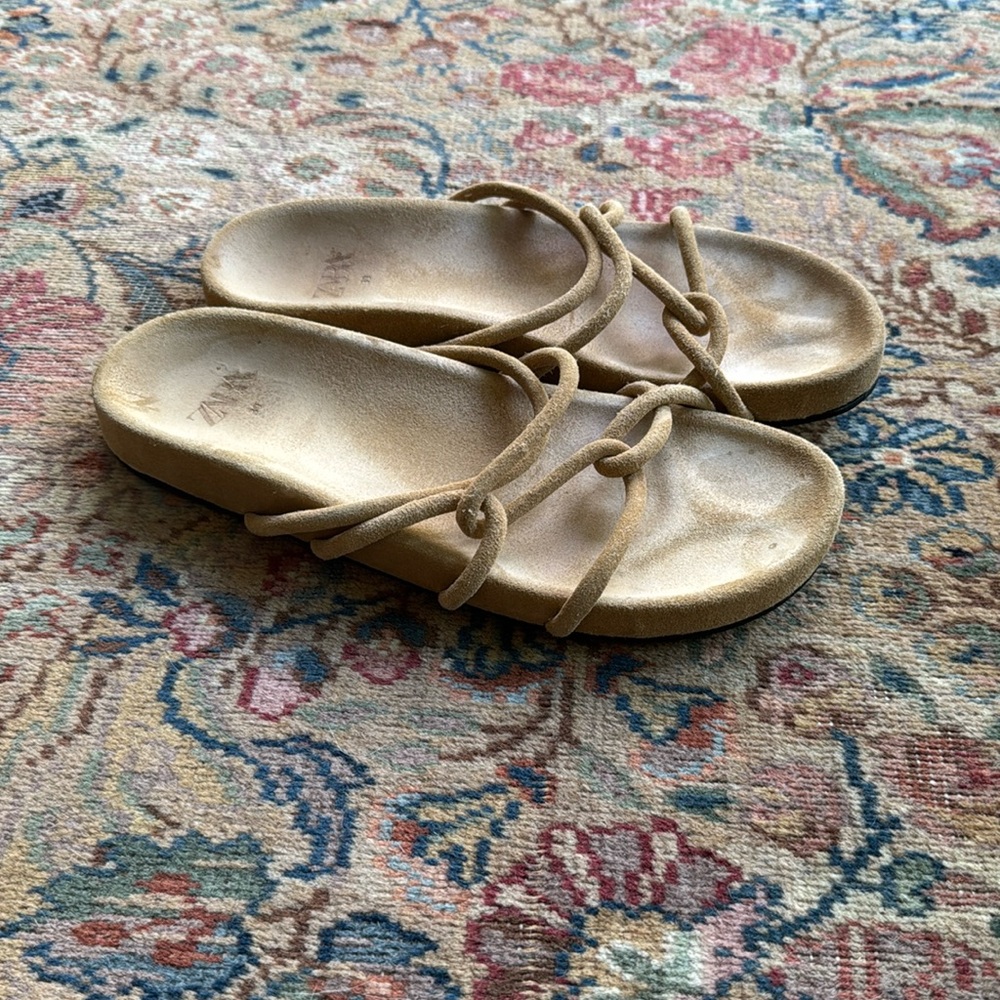 Zara Slide